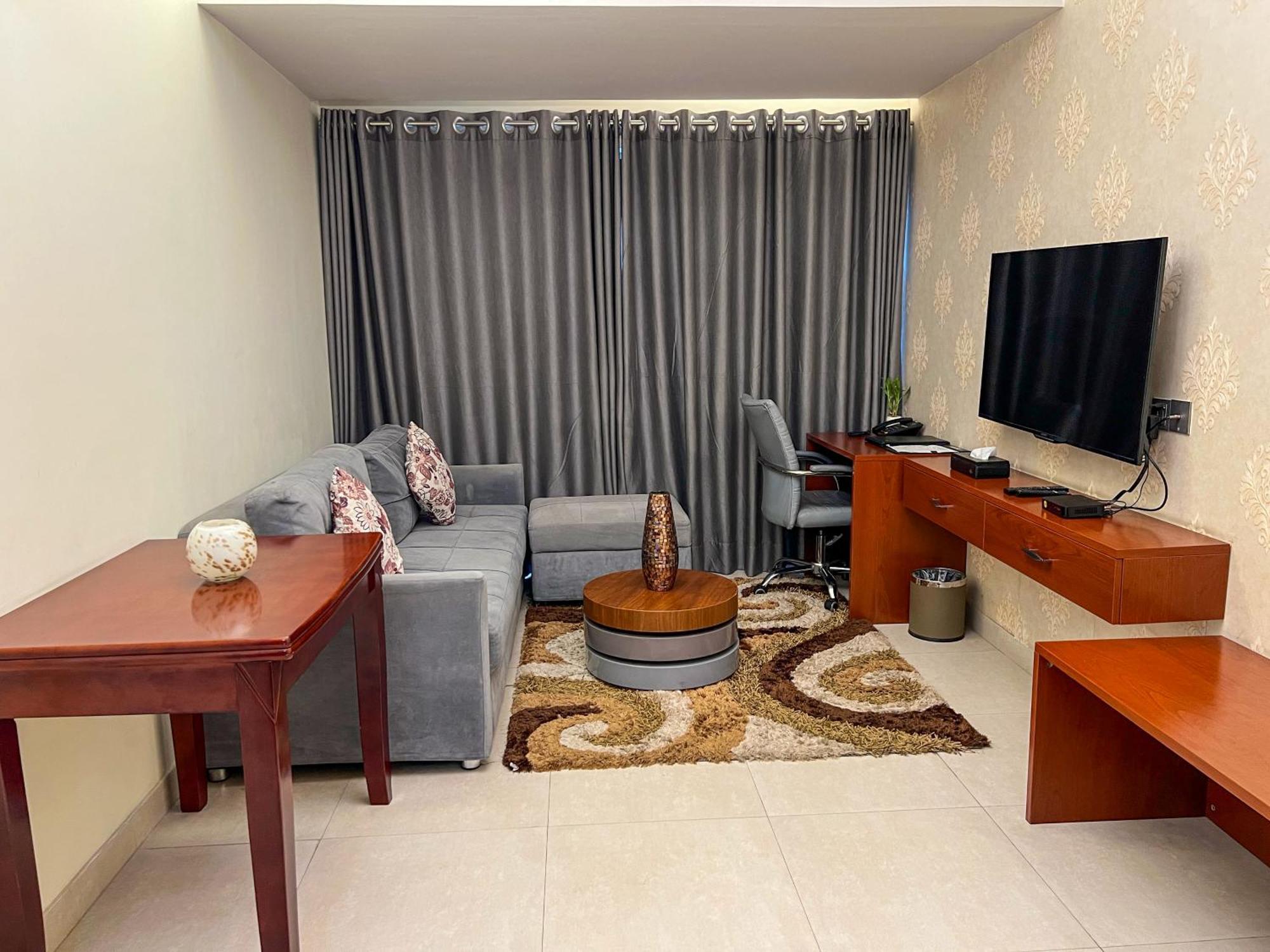 Coventina Lake Suites 达卡 外观 照片