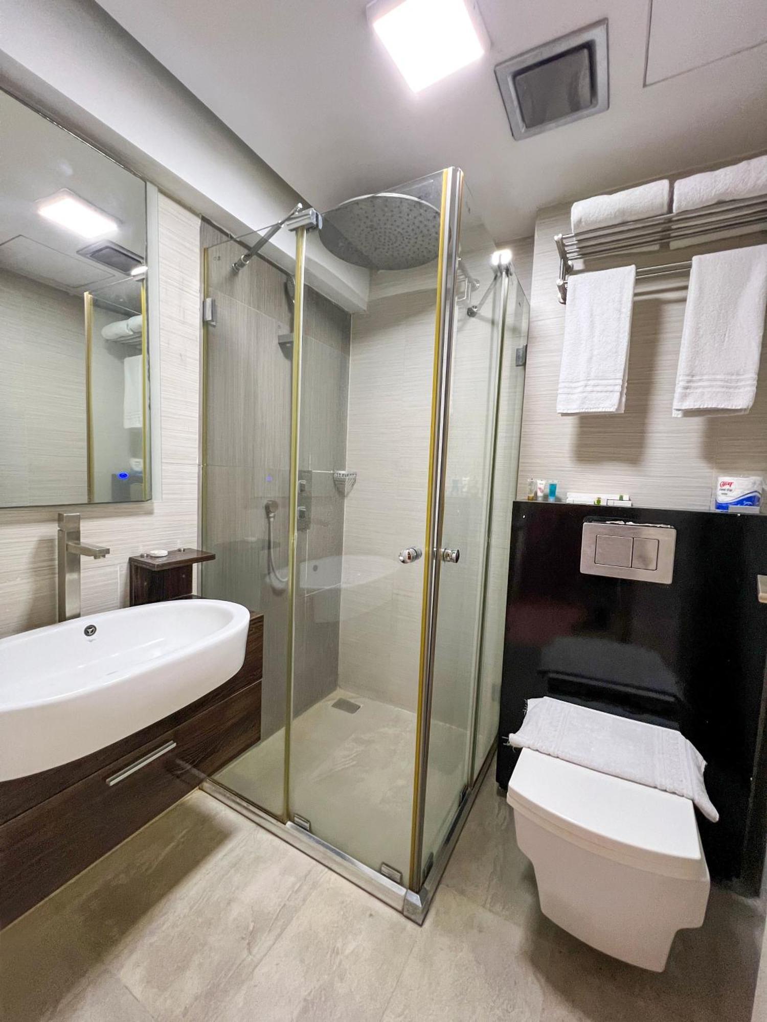 Coventina Lake Suites 达卡 外观 照片